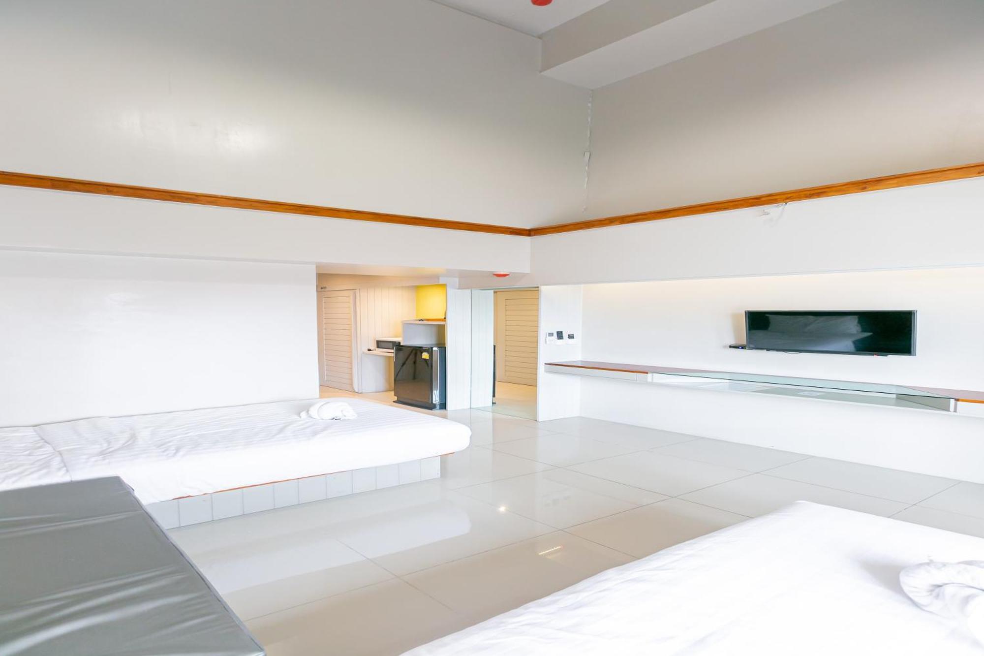 A Room Bangkok Sathorn المظهر الخارجي الصورة
