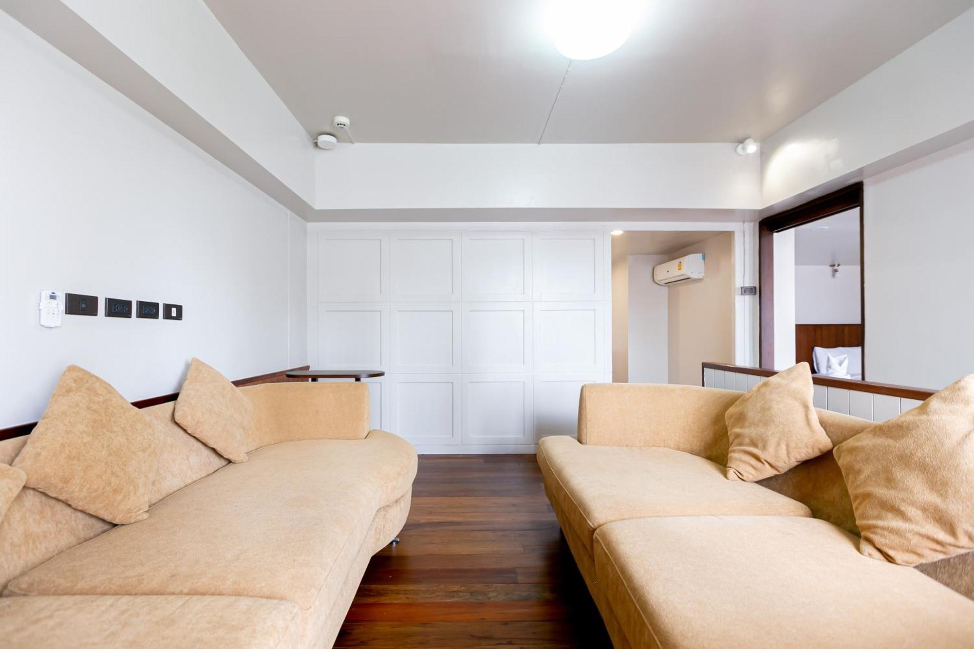 A Room Bangkok Sathorn المظهر الخارجي الصورة