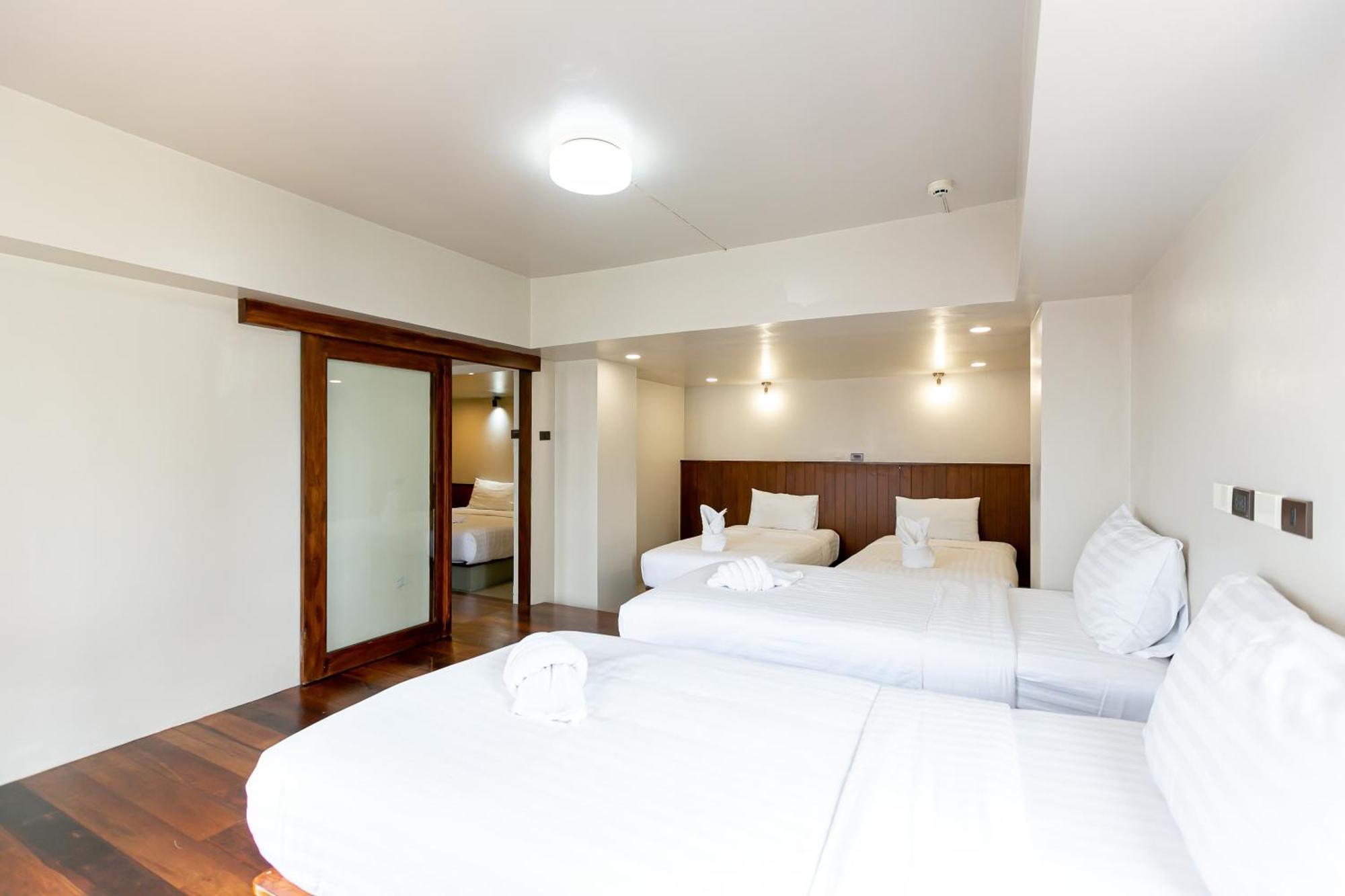 A Room Bangkok Sathorn المظهر الخارجي الصورة