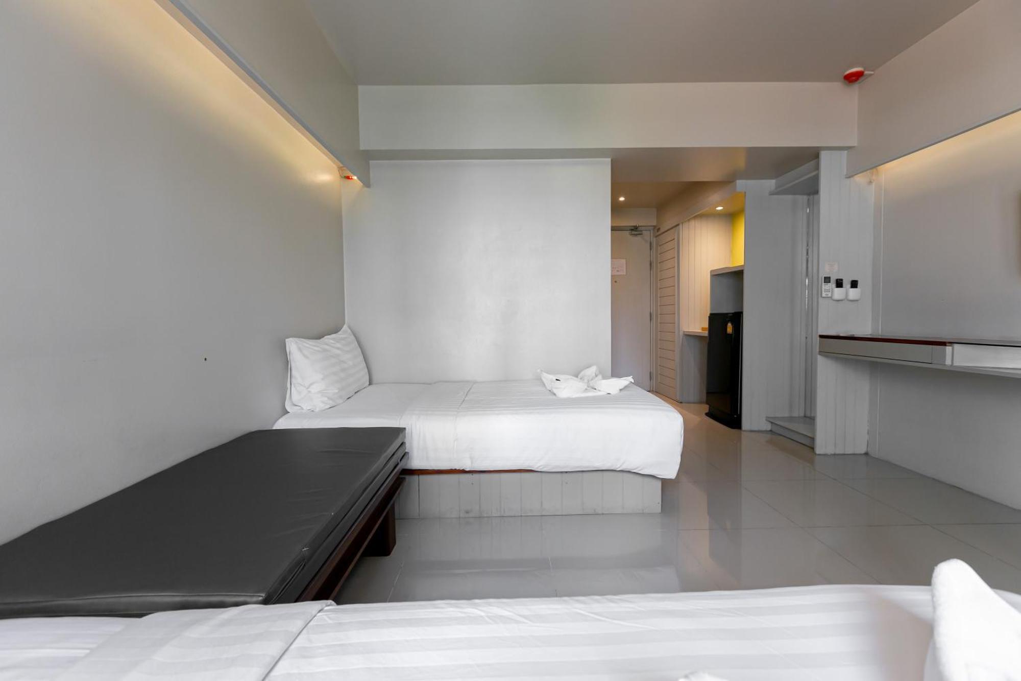 A Room Bangkok Sathorn المظهر الخارجي الصورة