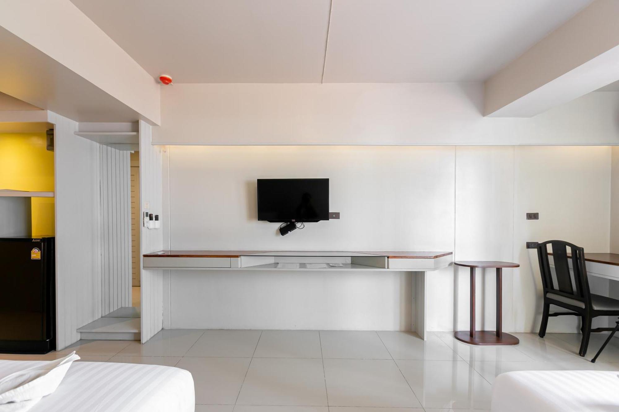 A Room Bangkok Sathorn المظهر الخارجي الصورة