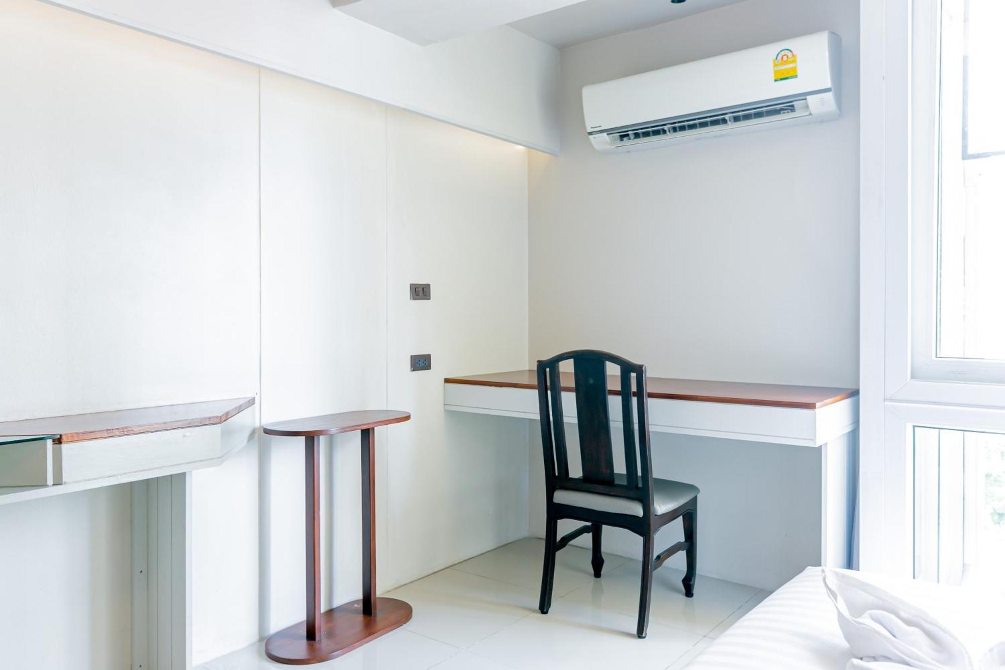 A Room Bangkok Sathorn المظهر الخارجي الصورة