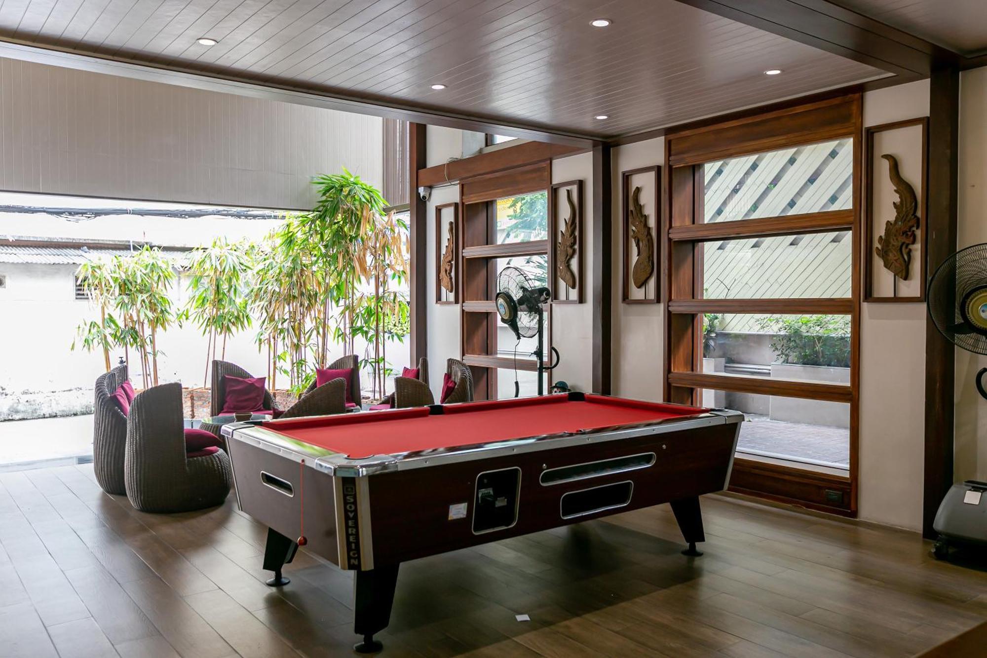 A Room Bangkok Sathorn المظهر الخارجي الصورة